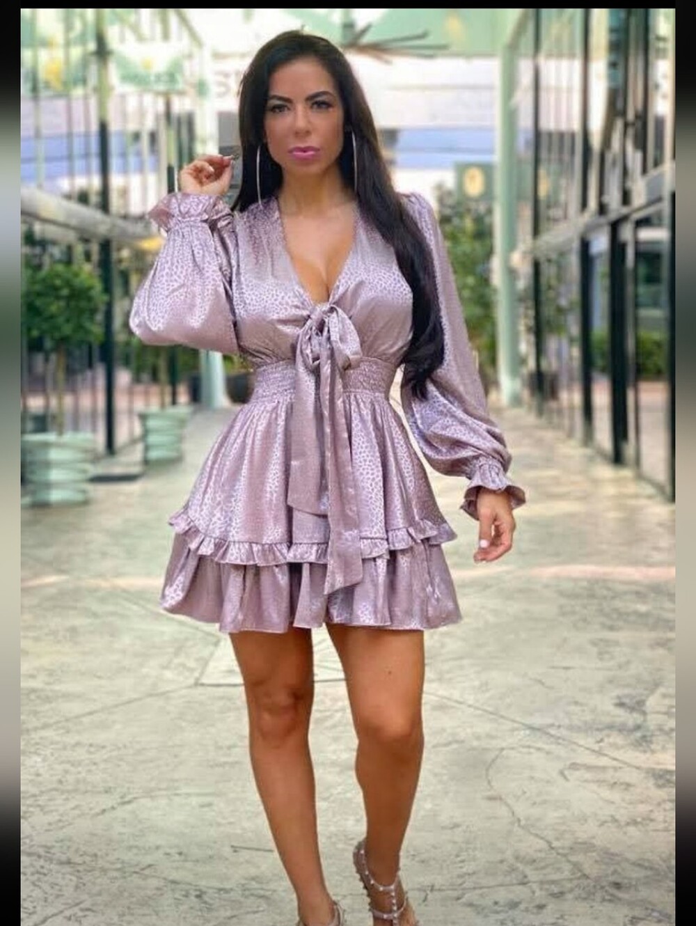 SHOP NEIGHBOUR ** Dress is a champagne Color leopard not purple as pictured